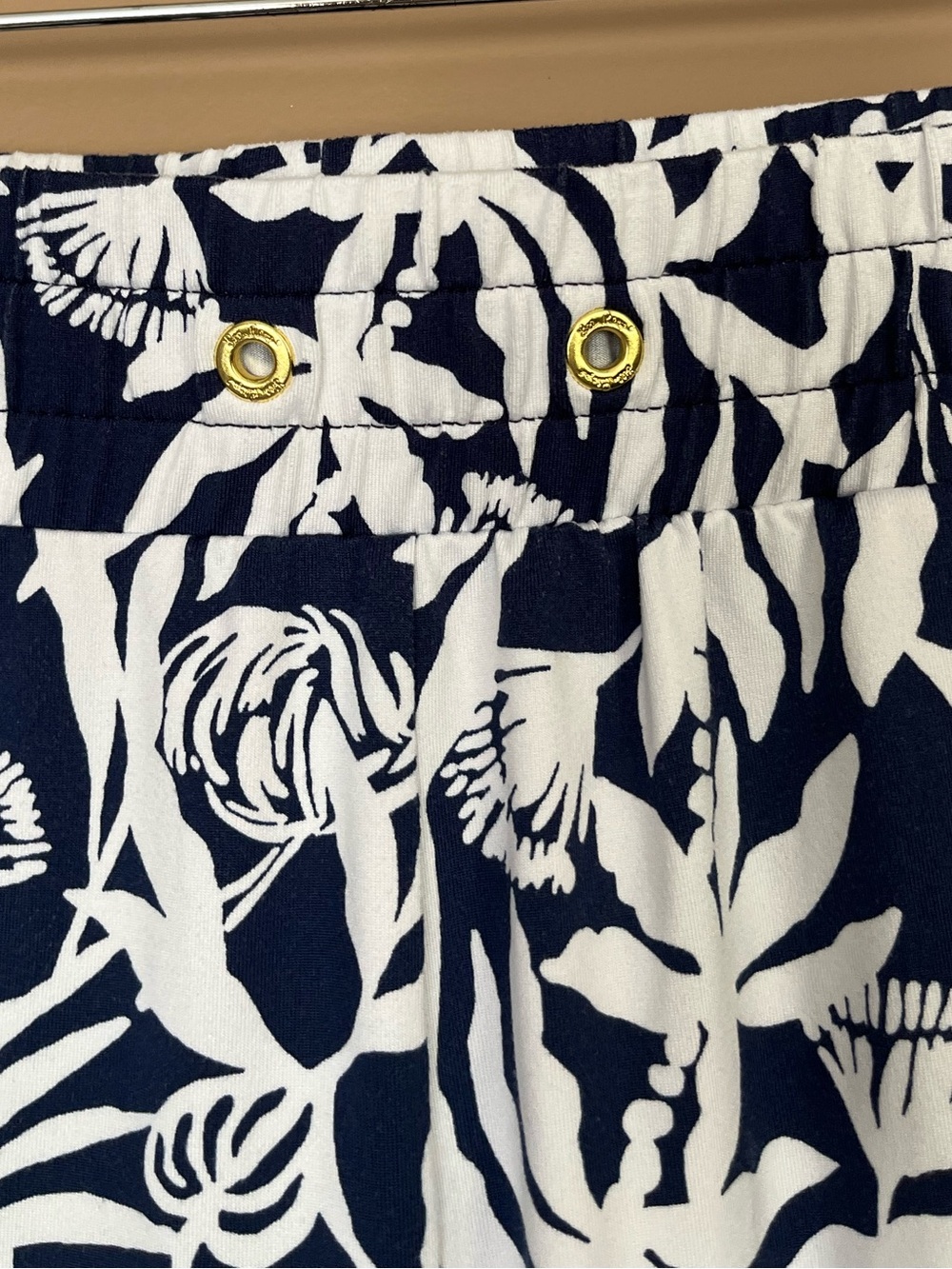 {Lilly Pulitzer} Karessa Top & Lillabeth Jogger Pant Set in Low Tide Navy Small - Picture 12 of 16